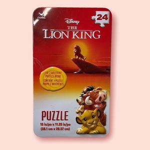 The lion king mini puzzle with tin.